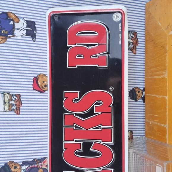 University of Arkansas Razorbacks NCAA Licensed embossed metal street sign 24×5 - Picture 4 of 6